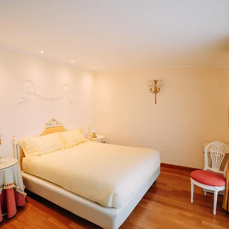 Romantic Vista Стреза